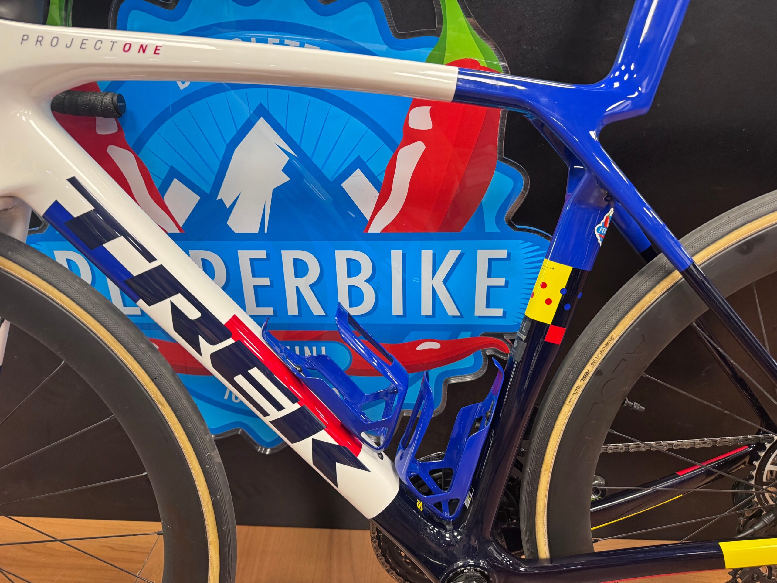 BDC Trek Madone SLR7 Axs Gen.8 - tg. M/L (56) - immagine 5