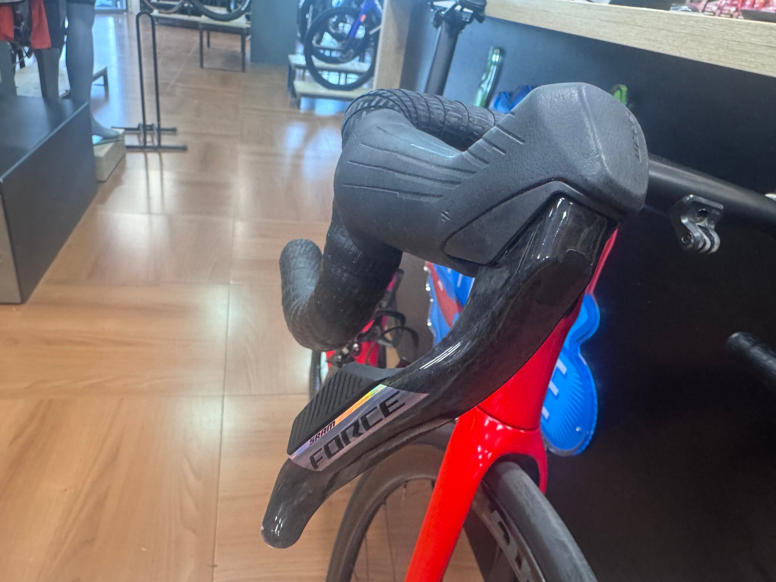 BDC Trek Emonda SLR 7 Axs - Ruote RSL - TG. 56 - immagine 11